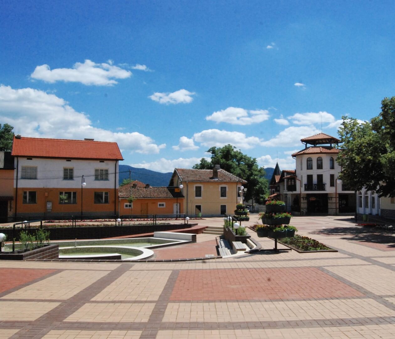 Village of CHAVDAR SQUARE