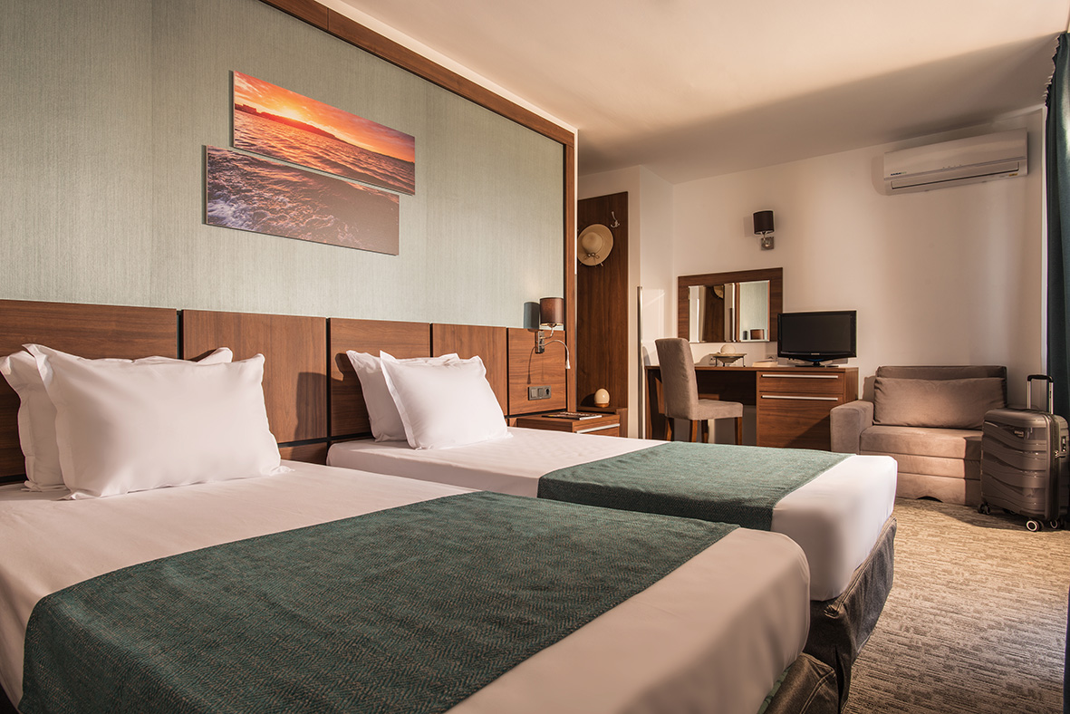 Хотел POMORIE SUN