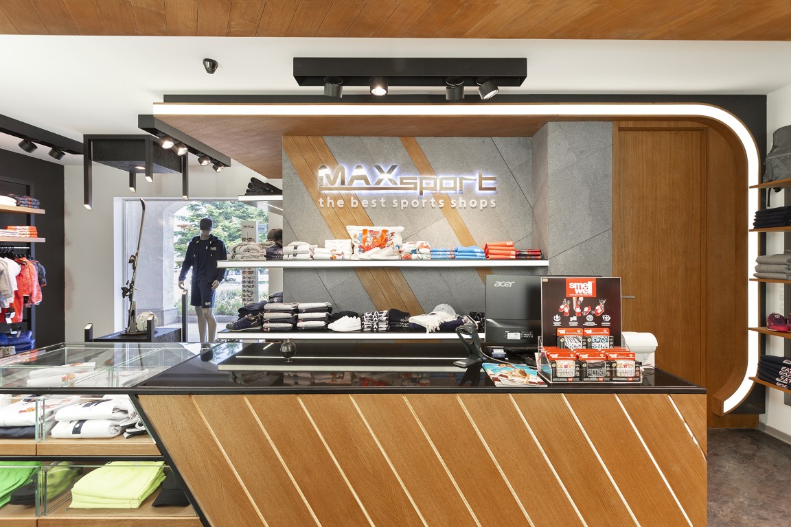МАГАЗИН MAXSPORT Хотел КEМПИНСКИ